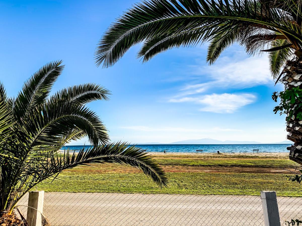Galinis' Sea Front Studios Nea Kallikrateia Экстерьер фото